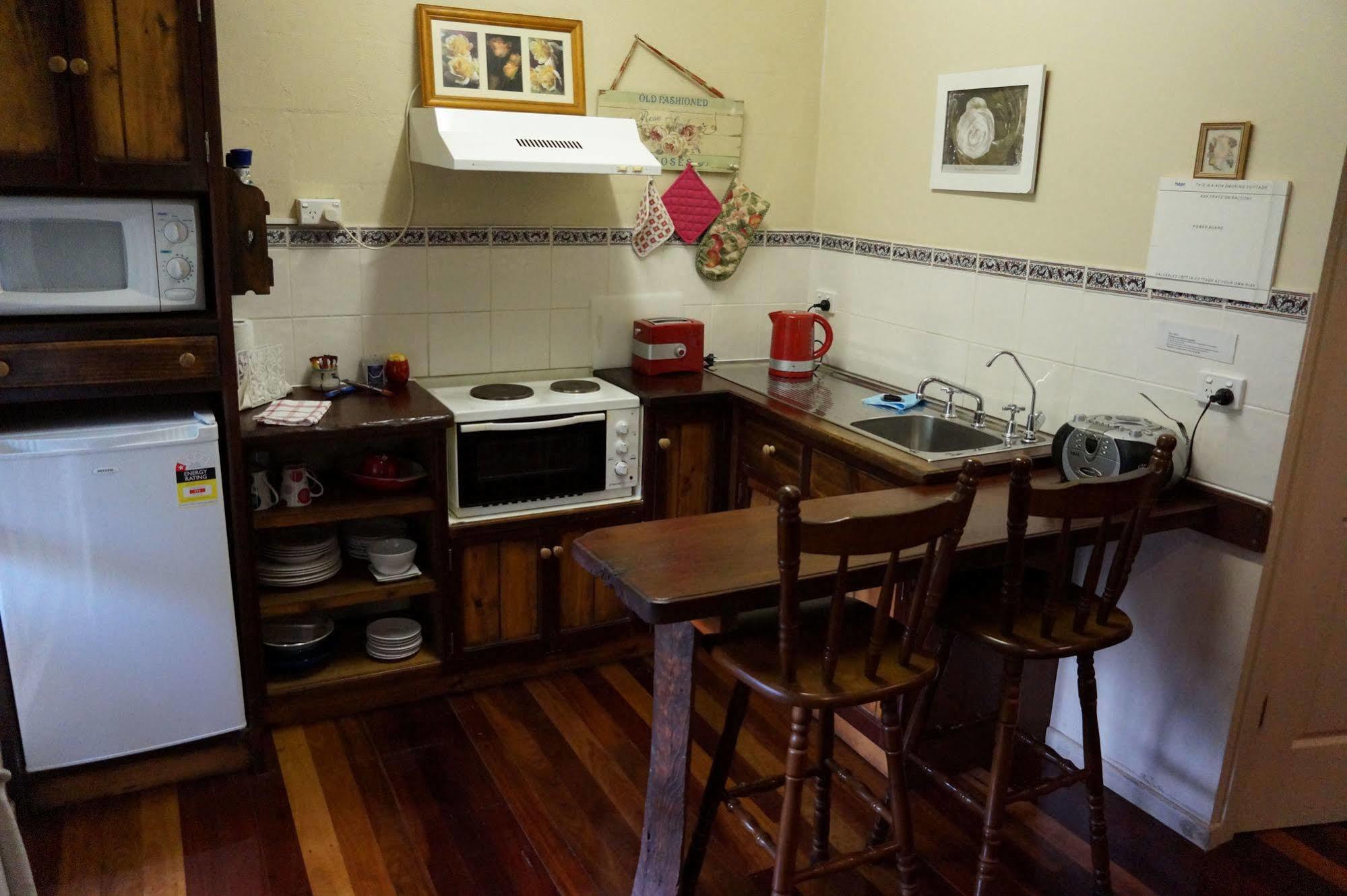 Kidd Street Cottages Mount Tamborine Exterior photo